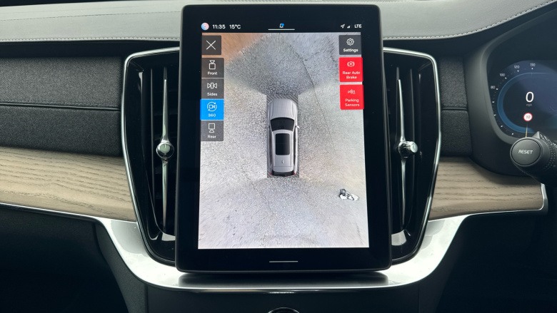 Volvo XC90 2.0 T8 PHEV Plus Dark 5dr AWD Geartronic Estate